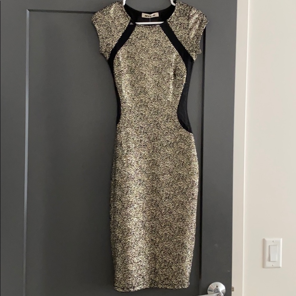 Never worn!